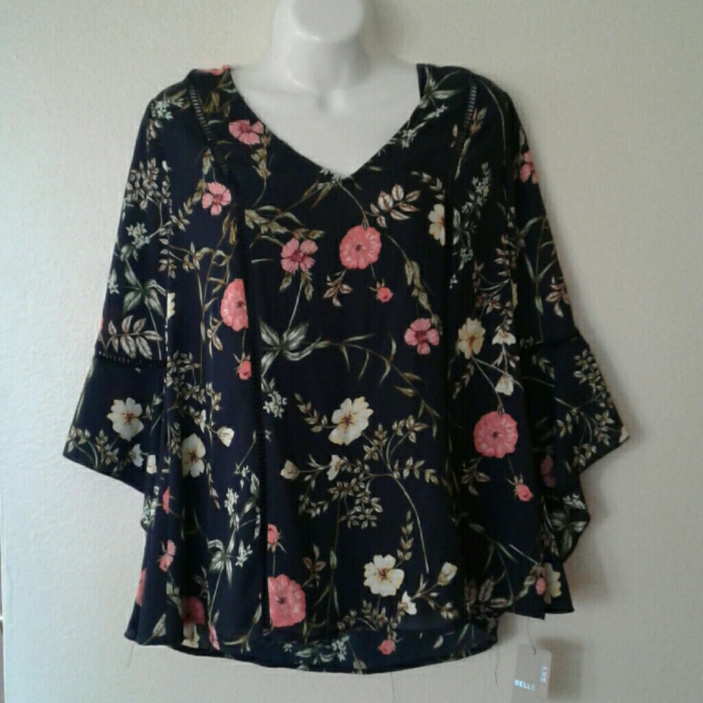 NWT Belle +  Sky Floral Blouse